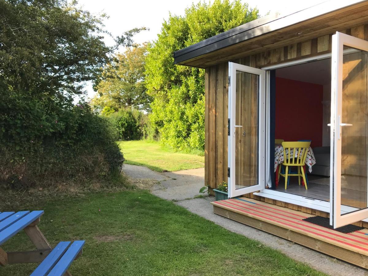 Woodpecker Glamping Cabin Bodmin Exteriör bild