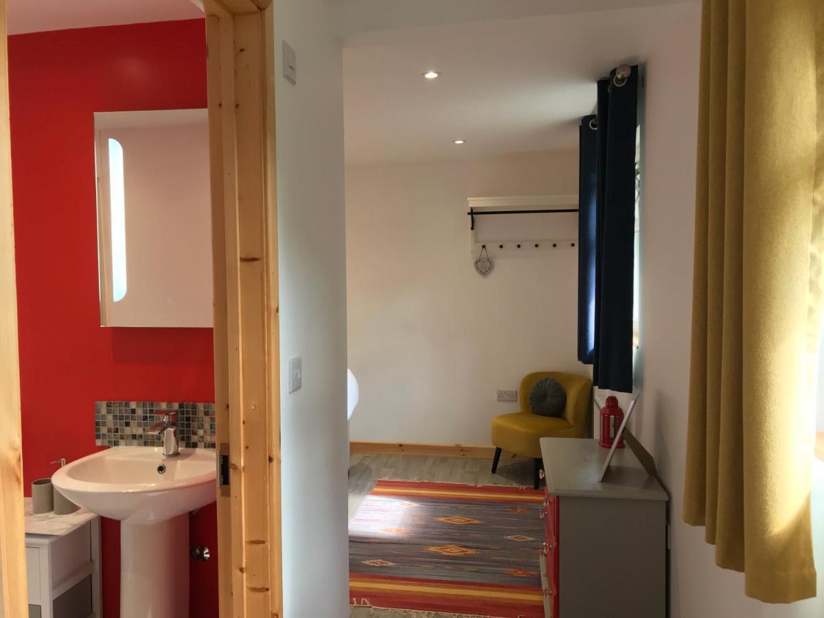 Woodpecker Glamping Cabin Bodmin Exteriör bild
